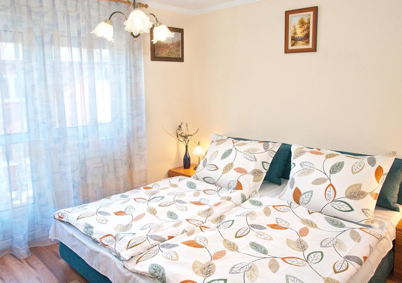 Golden Axe Apartment Heviz Bagian luar foto